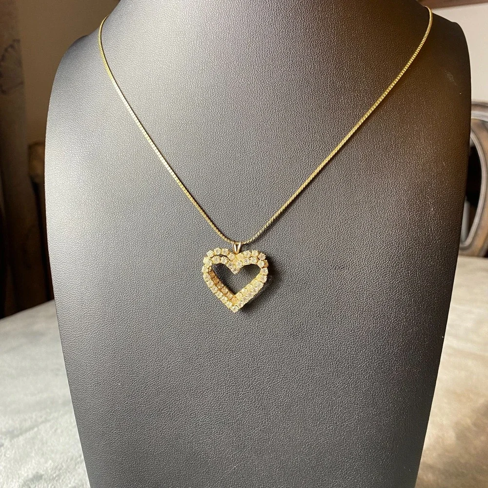 Vintage Avon NR rhinestone heart necklace, Hypoallergenic
